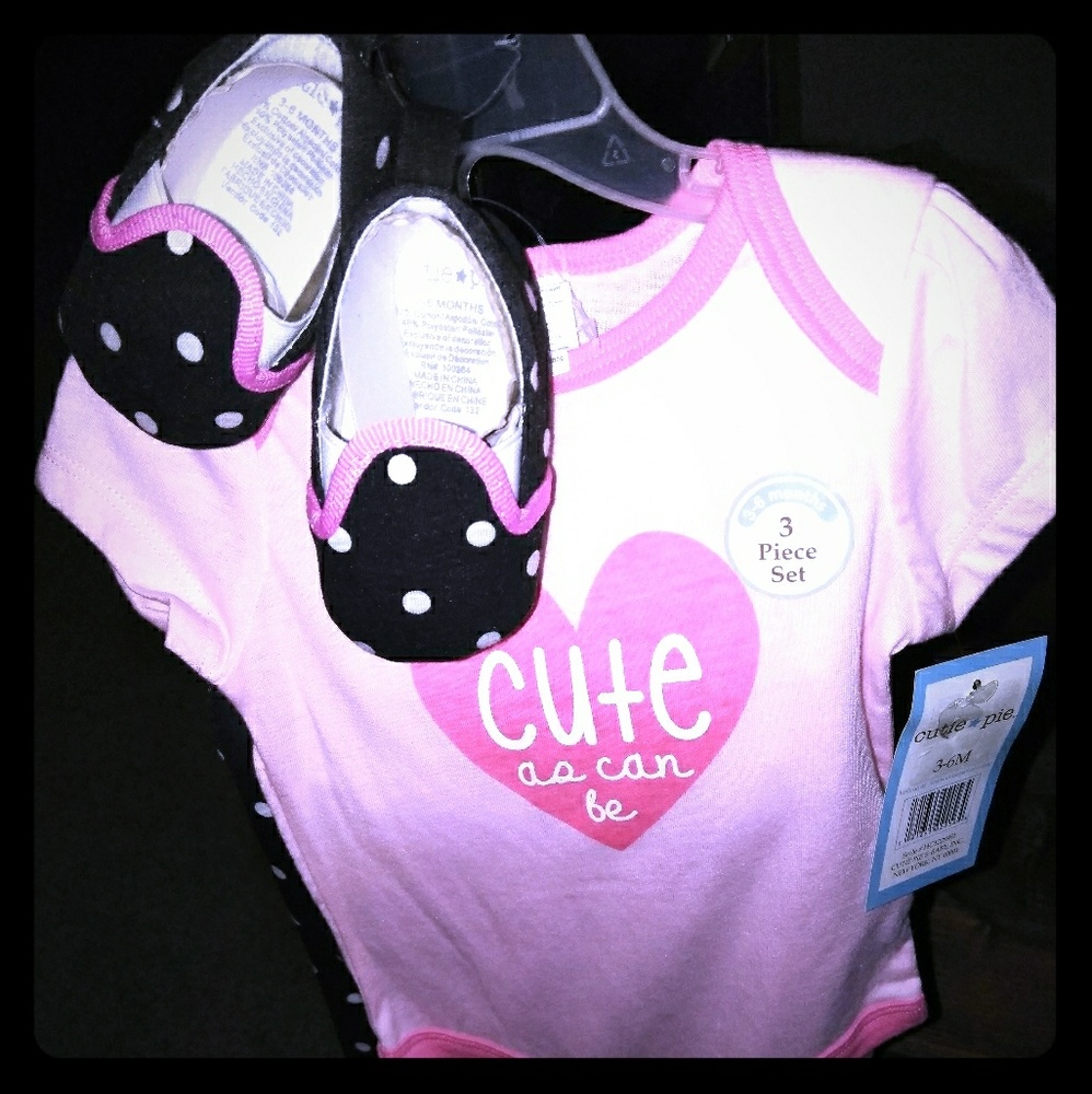 Baby outfit with matching shoes